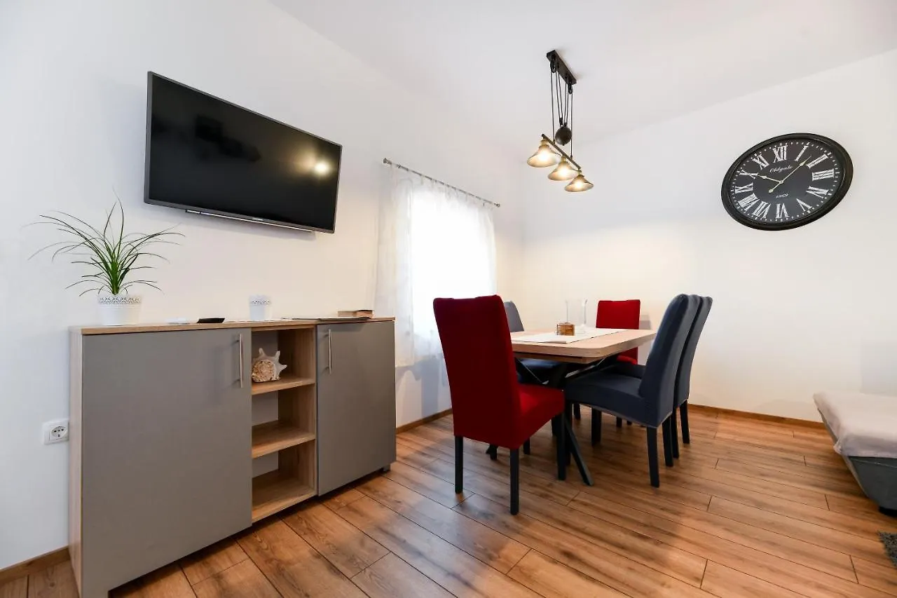 Holiday Home Skevini Dvori Starigrad Paklenica