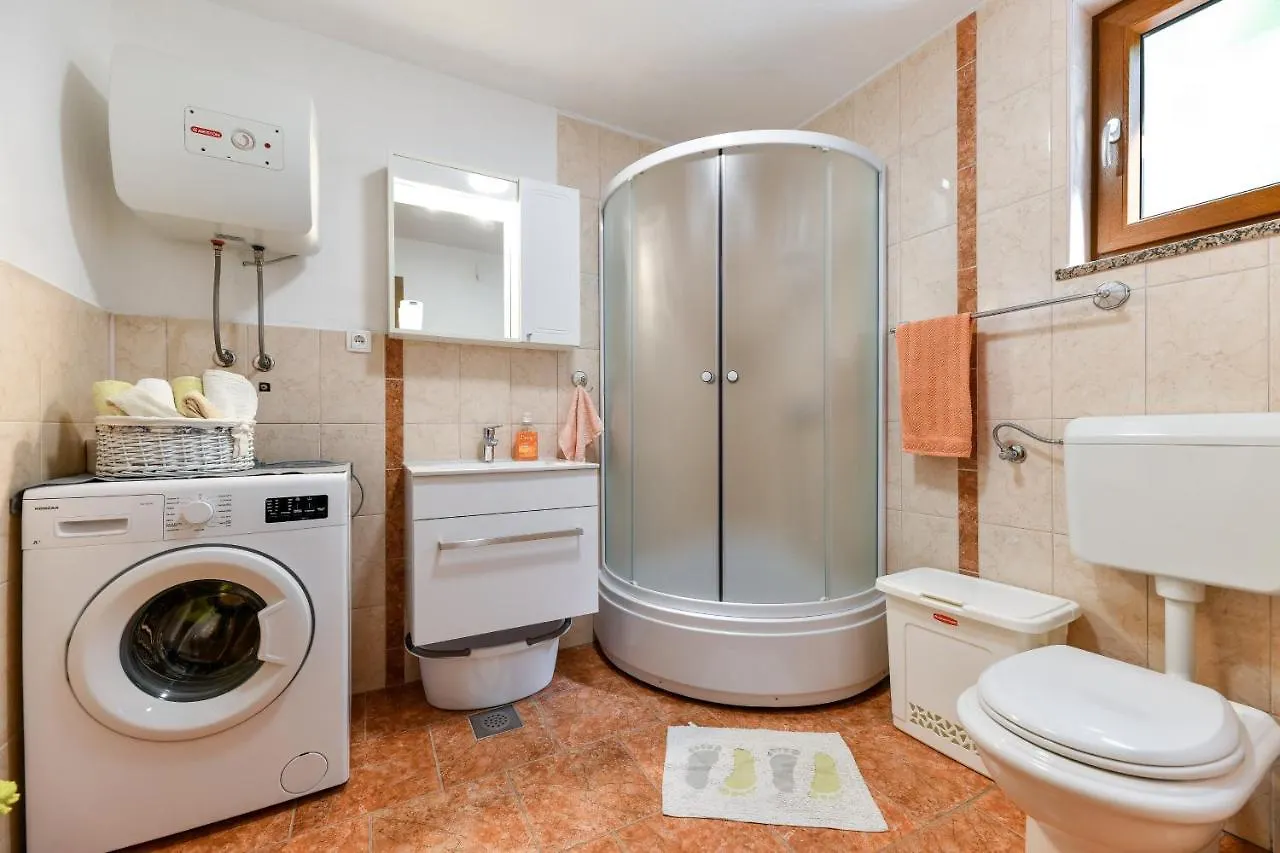 Holiday Home Skevini Dvori Starigrad Paklenica